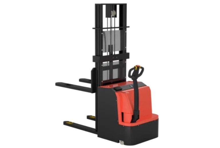 Ошибки при выборе электрического самоходного штабелера: какие параметры чаще всего игнорируют покупатели